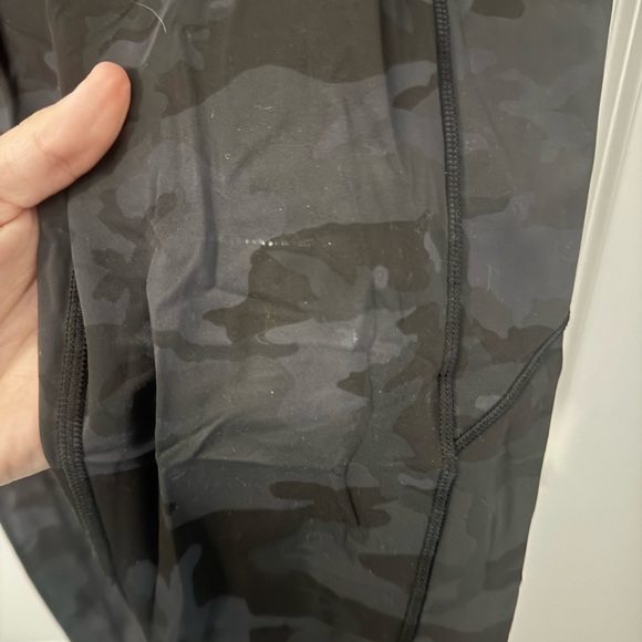 lululemon size 6 or 8 leggings - Picture 4 of 8